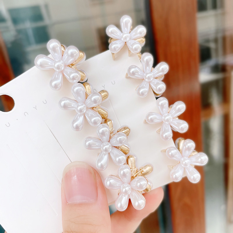 1-6Pcs White 2cm Daisy Flower  - Women Accessories Combo review and price