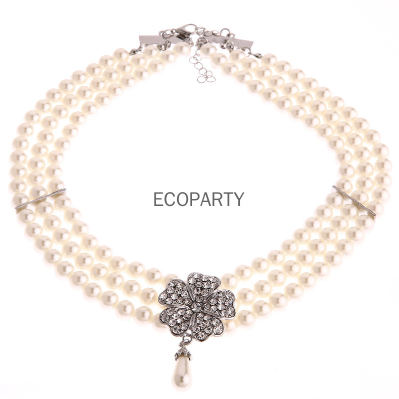 Audrey Hepburn Breakfast at Ti - Women'S Accessories In The 1950S review and price